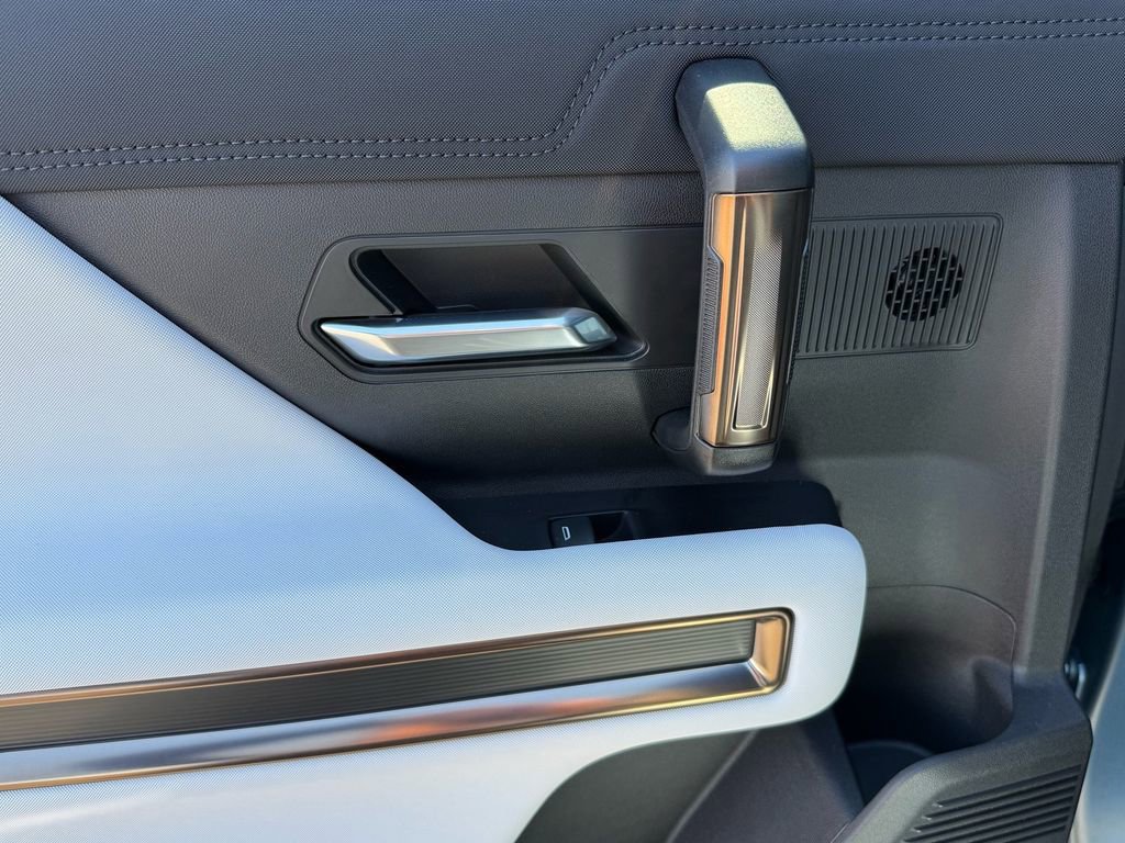 Used 2024 GMC Hummer EV 3X w/ Omega Edition image 17