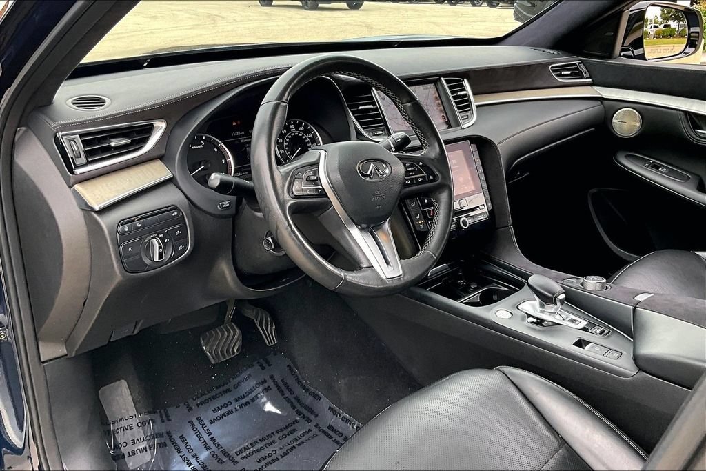 Certified 2019 INFINITI QX50 Essential w/ Sensory Package AWD/4WD image 16