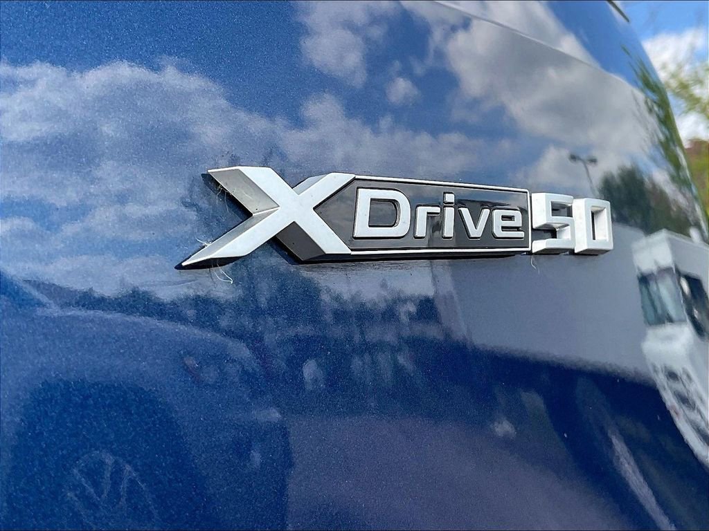 Used 2023 BMW iX xDrive50 w/ Premium Package AWD/4WD image 24