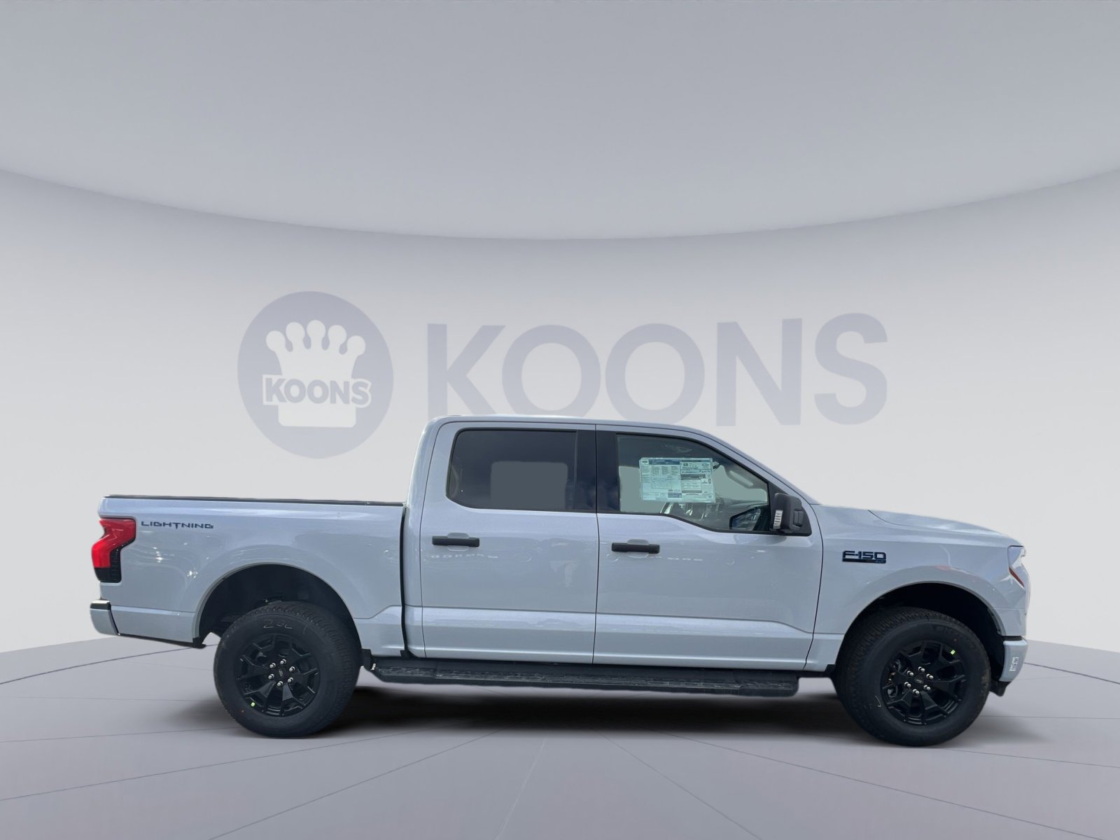 New 2025 Ford F150 Lightning XLT image 8