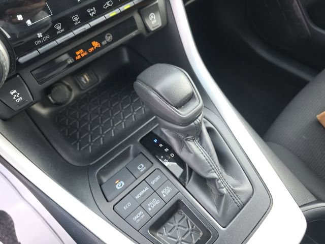 Certified 2024 Toyota RAV4 LE image 21