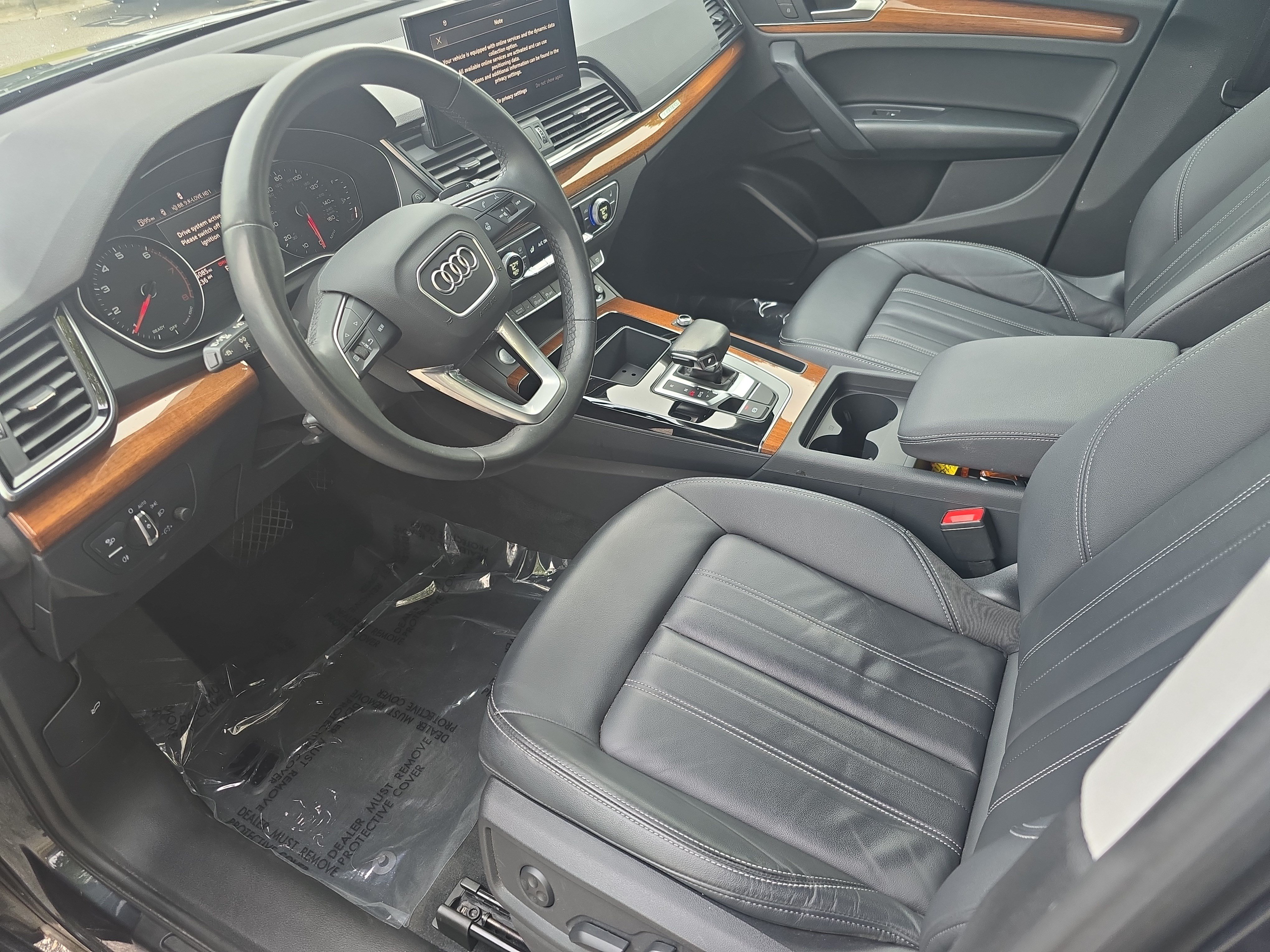 Used 2023 Audi Q5 2.0T Premium w/ Convenience Package AWD/4WD image 15
