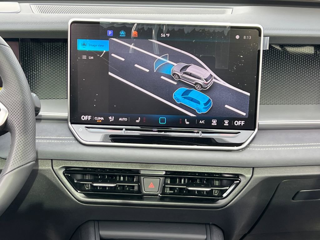 New 2026 Volkswagen Tiguan SE R-Line image 18