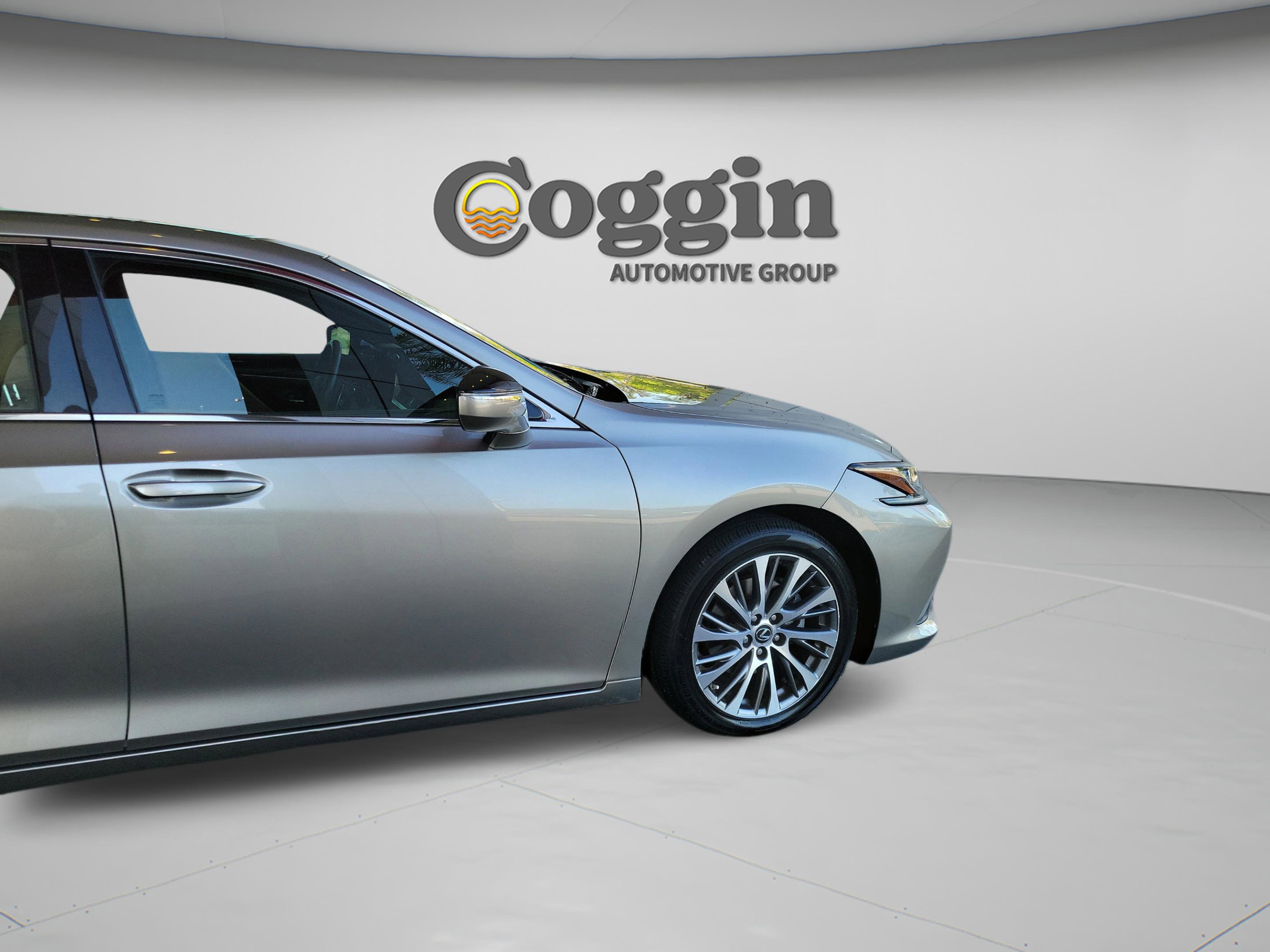 Used 2020 Lexus ES 350 w/ Premium Package image 9