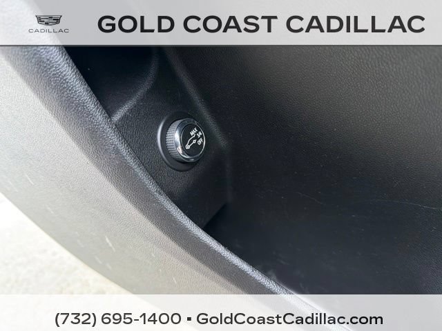 Certified 2024 Cadillac XT4 Luxury w/ Cold Weather Package AWD/4WD image 18