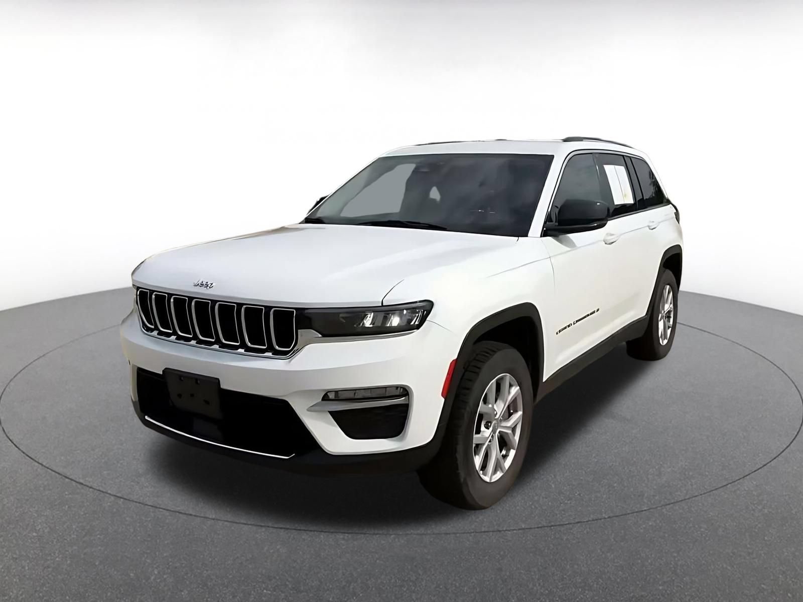 Used 2022 Jeep Grand Cherokee Limited AWD/4WD image 6