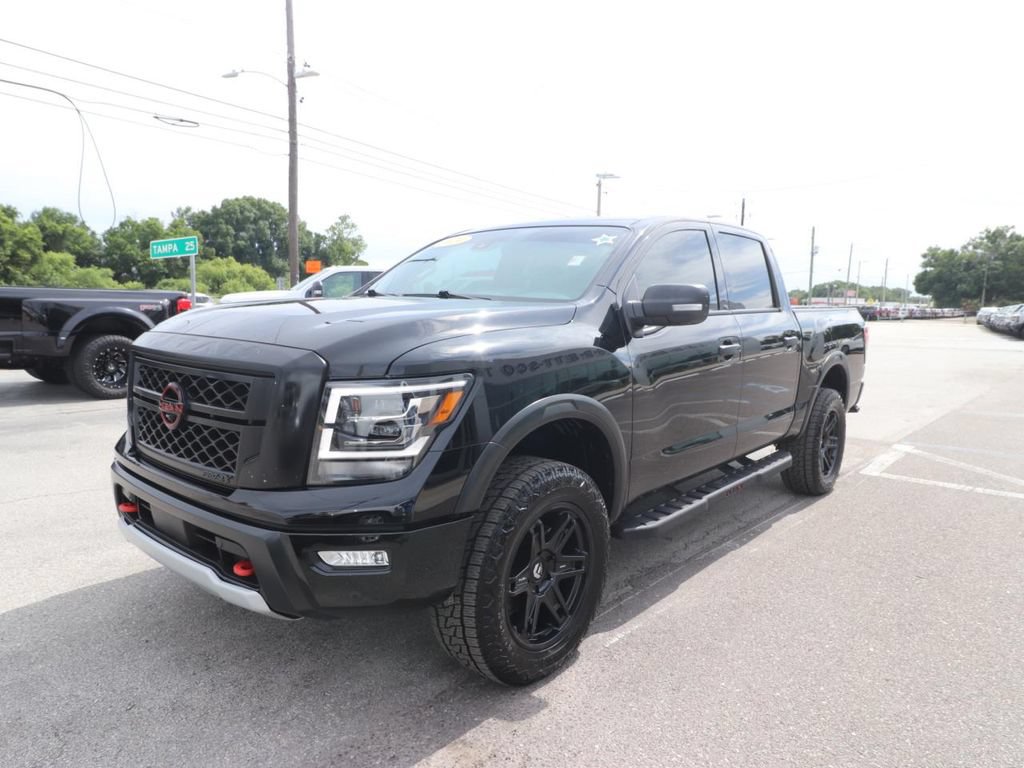 Used 2024 Nissan Titan PRO-4X w/ Pro-4x Convenience Package AWD/4WD image 5
