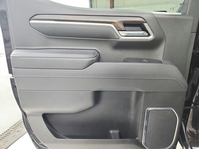 Used 2025 GMC Sierra 1500 SLT image 37