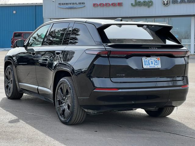 Used 2025 Jeep Wagoneer S Launch Edition image 11