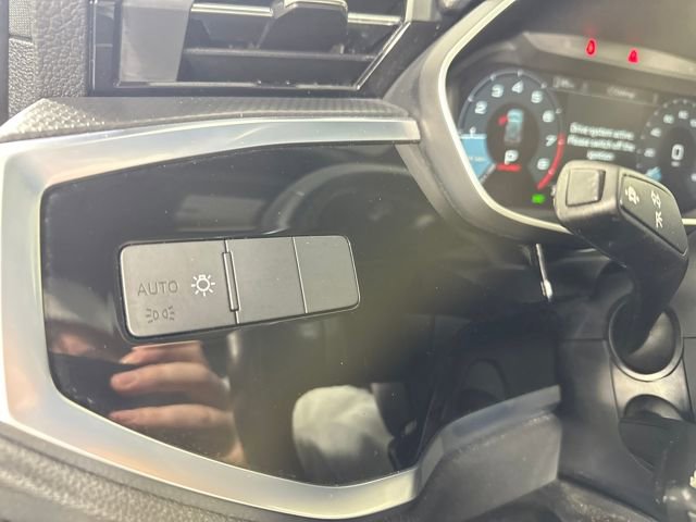 Used 2022 Audi Q3 2.0T Premium image 19