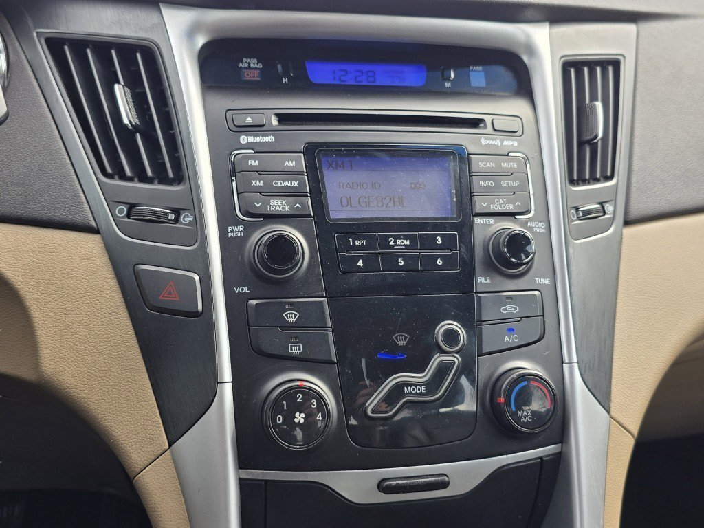 Used 2011 Hyundai Sonata GLS w/ Popular Equipment Pkg 2 image 4