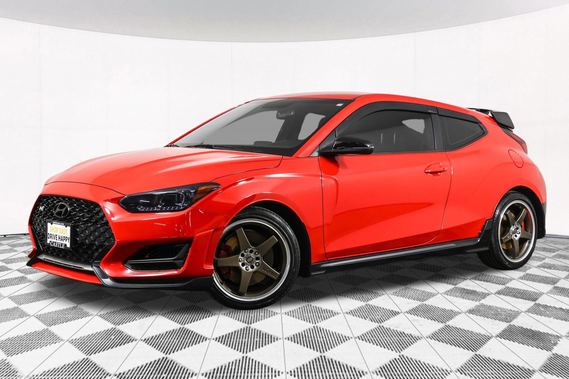 Used 2020 Hyundai Veloster N image 2