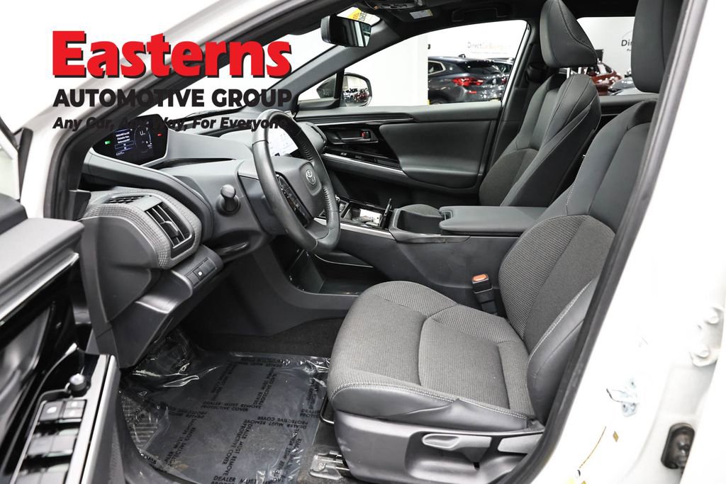 Used 2023 Toyota bZ4X XLE w/ Weather Package image 14