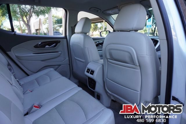 Used 2020 GMC Terrain Denali w/ Denali Premium Package FWD image 8