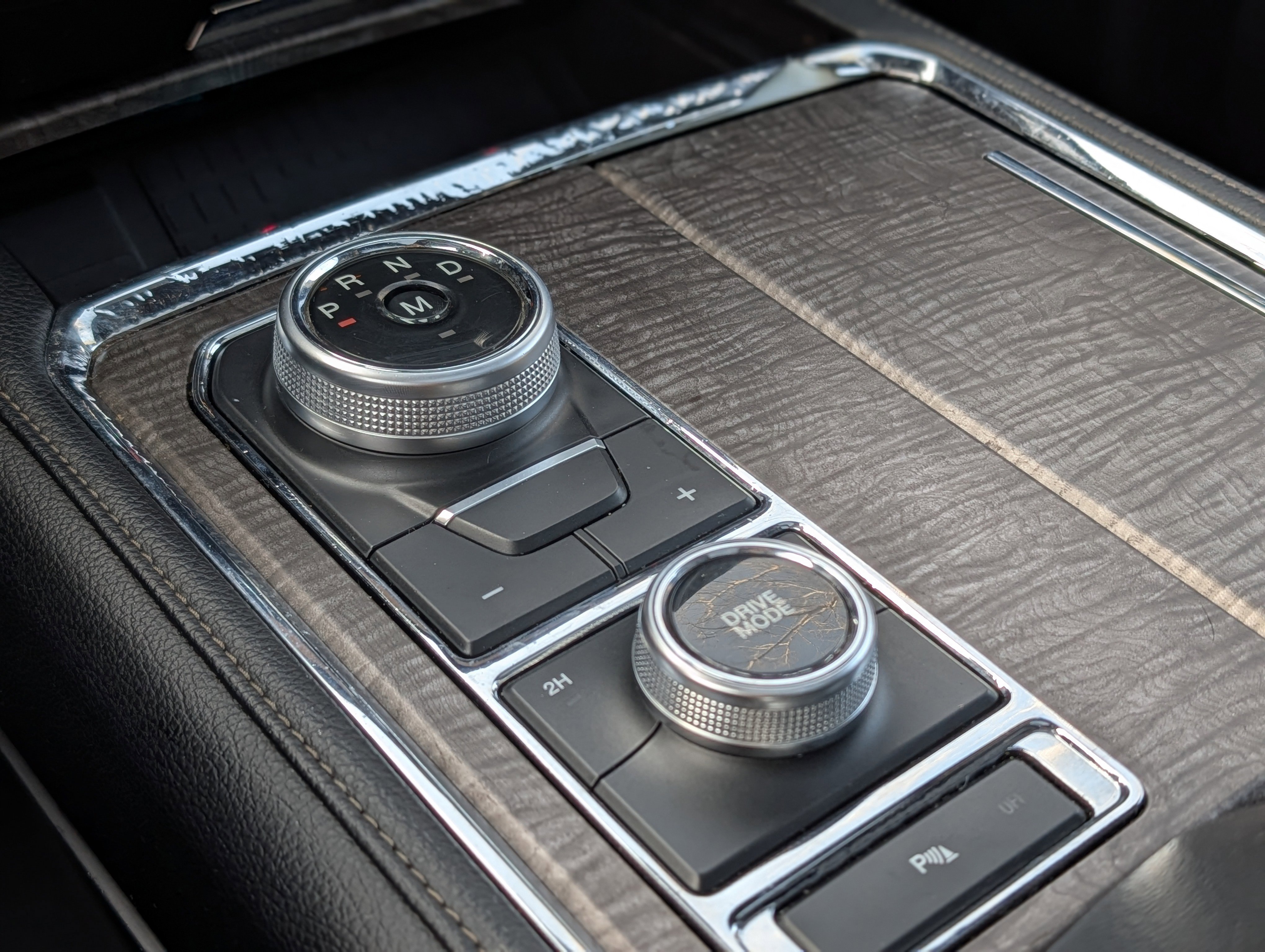 Used 2019 Ford Expedition Max Limited image 17