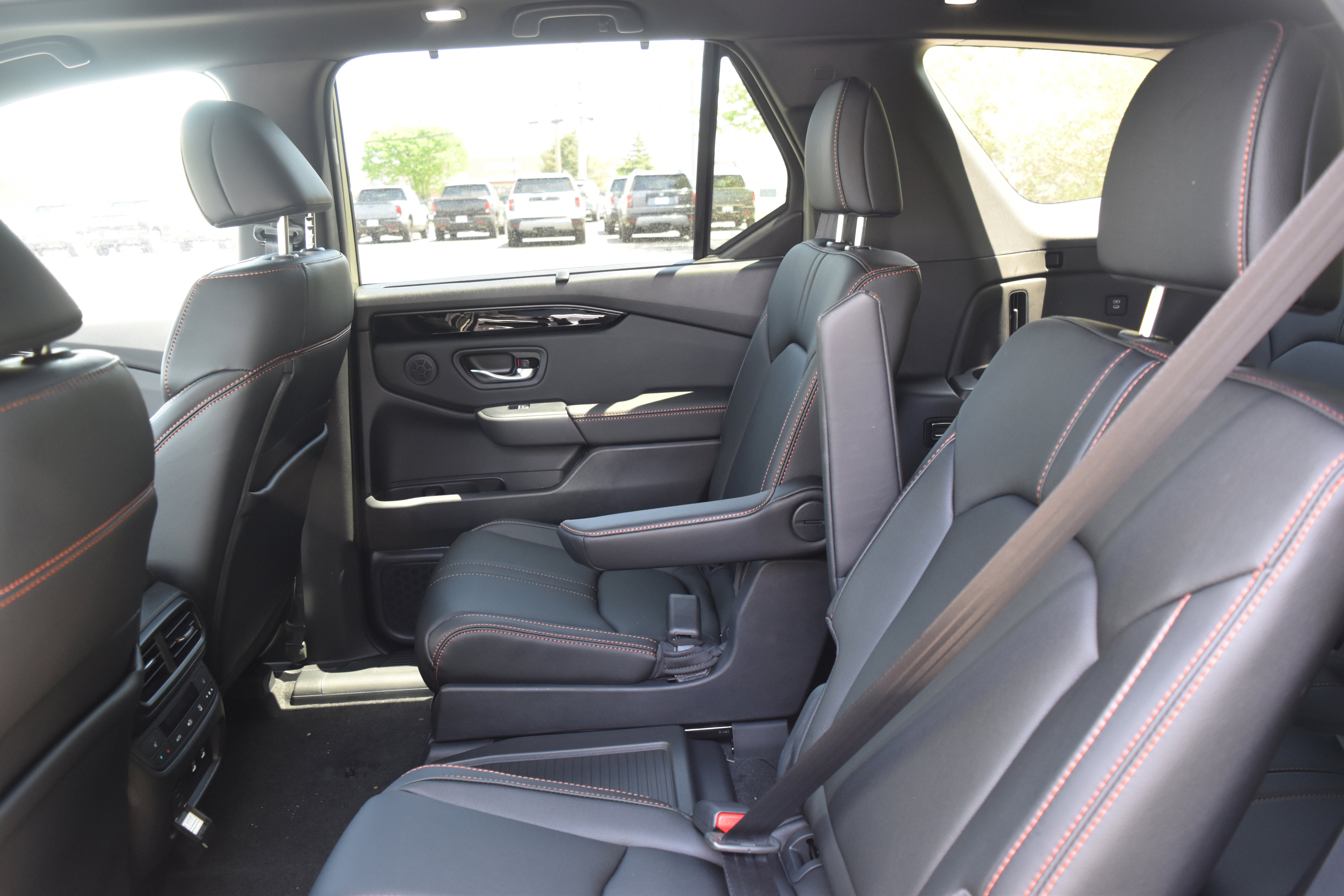 New 2026 Honda Pilot TrailSport image 29