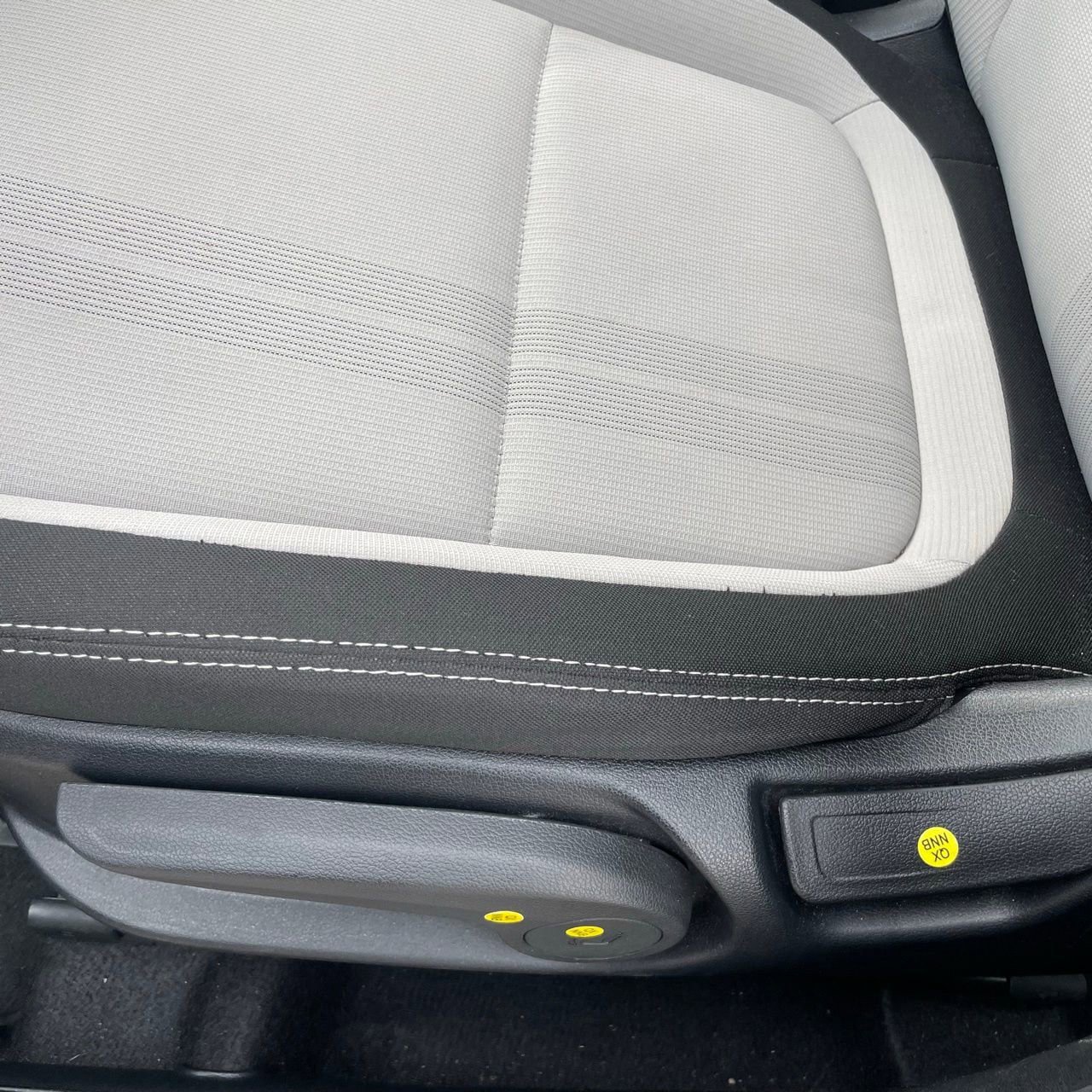 Used 2025 Hyundai Venue SEL FWD image 22
