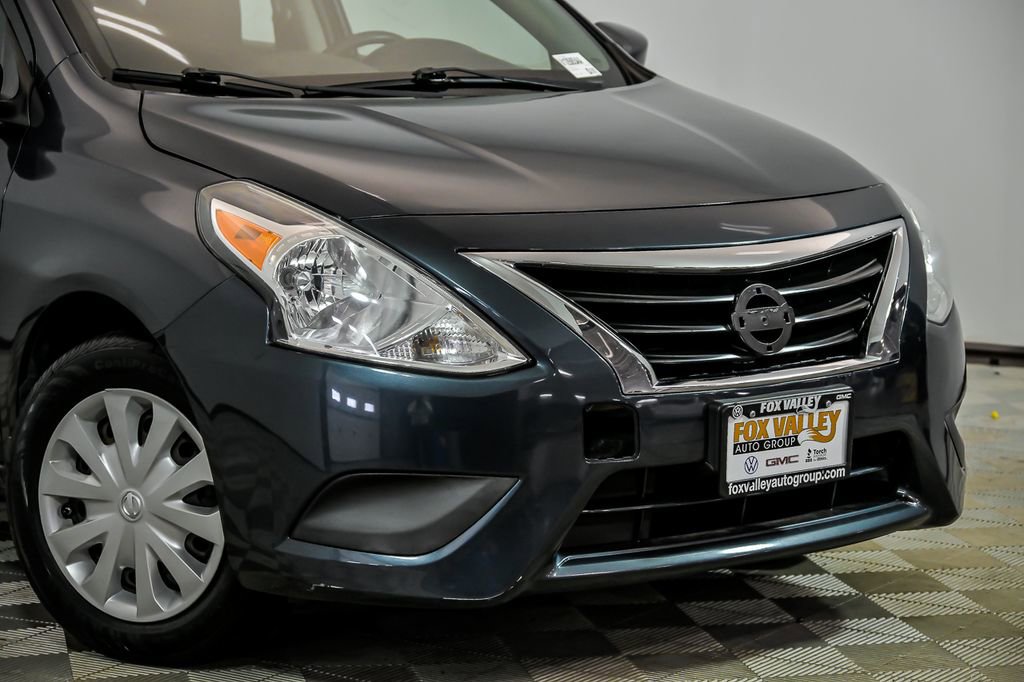 Used 2016 Nissan Versa S Plus image 2