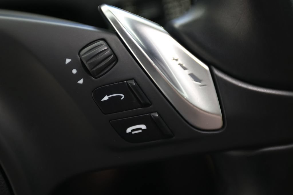 Used 2014 Porsche Cayenne Diesel Platinum Edition AWD/4WD image 23