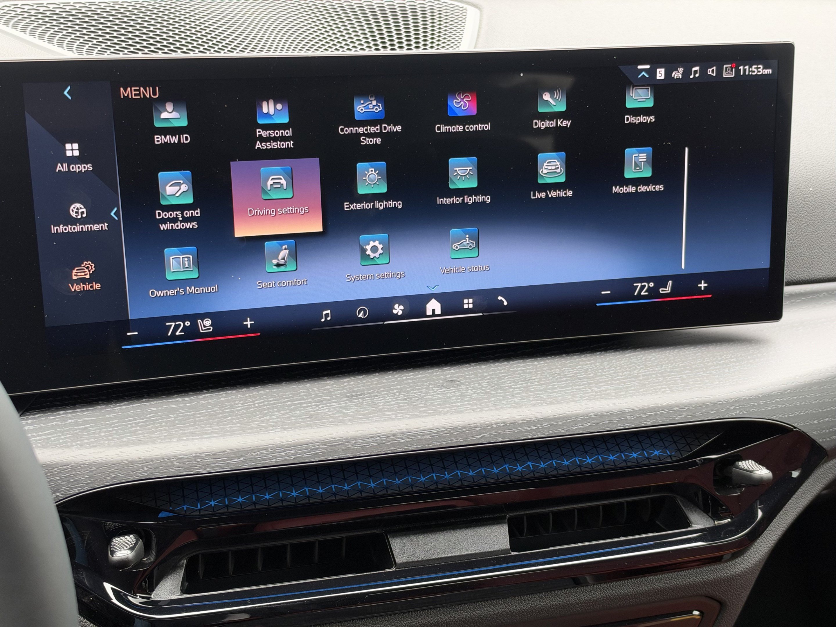 New 2026 BMW 330i Sedan w/ M Sport Package RWD image 19