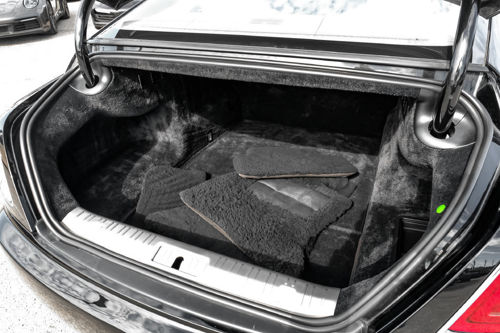 Used 2014 Rolls-Royce Wraith RWD image 38