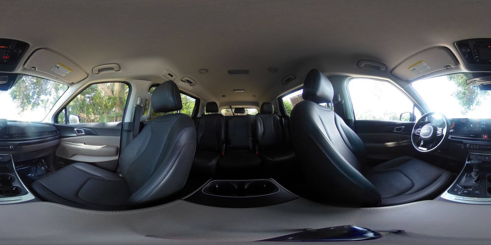 Used 2026 Kia Carnival FWD image 44