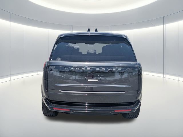 Certified 2025 Land Rover Range Rover SE image 6