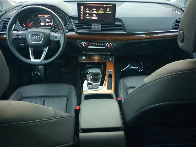 Used 2023 Audi Q5 2.0T Premium w/ Convenience Package image 13