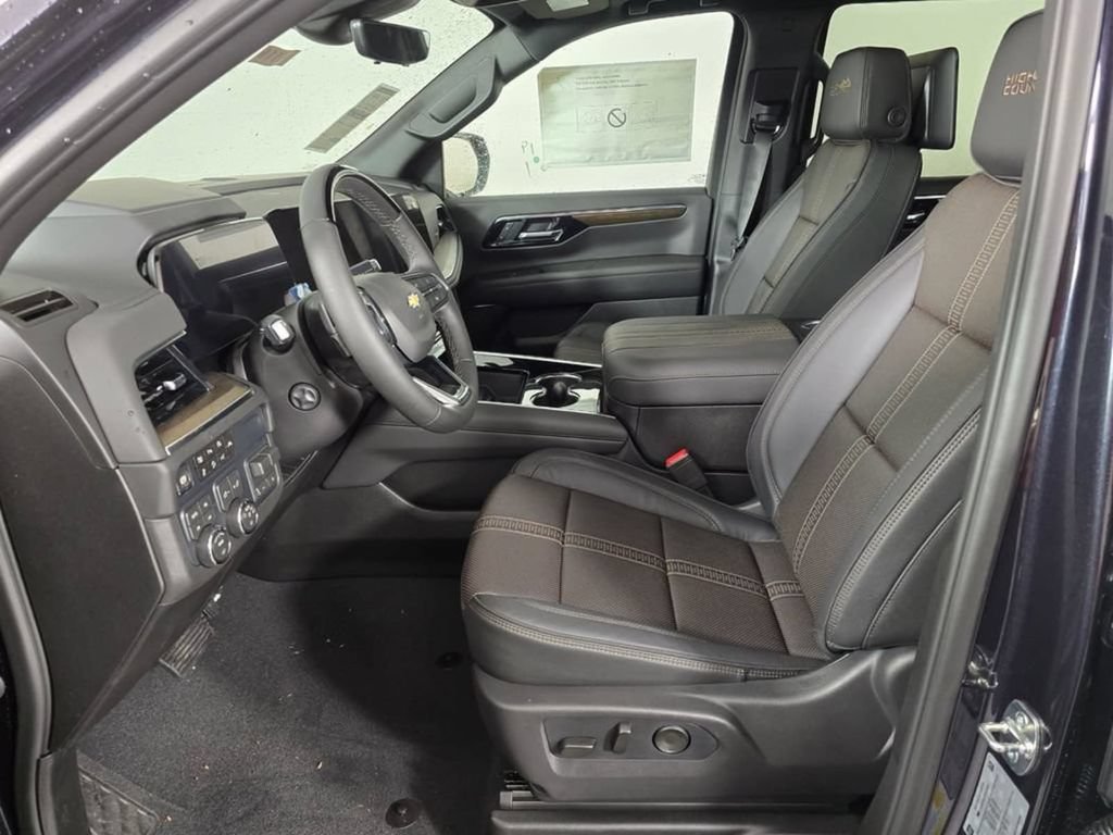 New 2026 Chevrolet Tahoe High Country AWD/4WD image 23