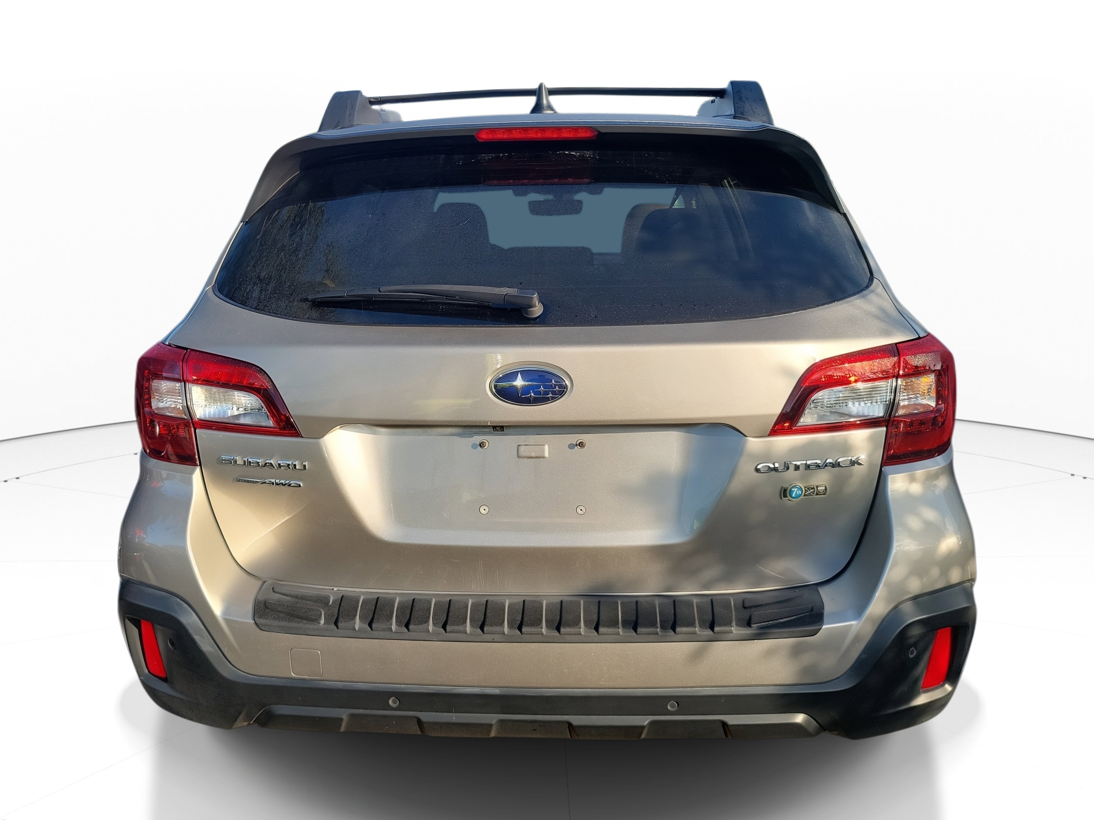 Used 2018 Subaru Outback 2.5i Limited image 8