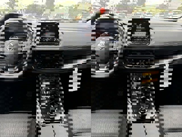 New 2026 Nissan Rogue SV image 25