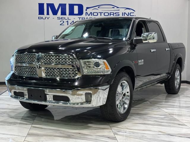 Used 2017 RAM 1500 Laramie w/ Convenience Group AWD/4WD image 2
