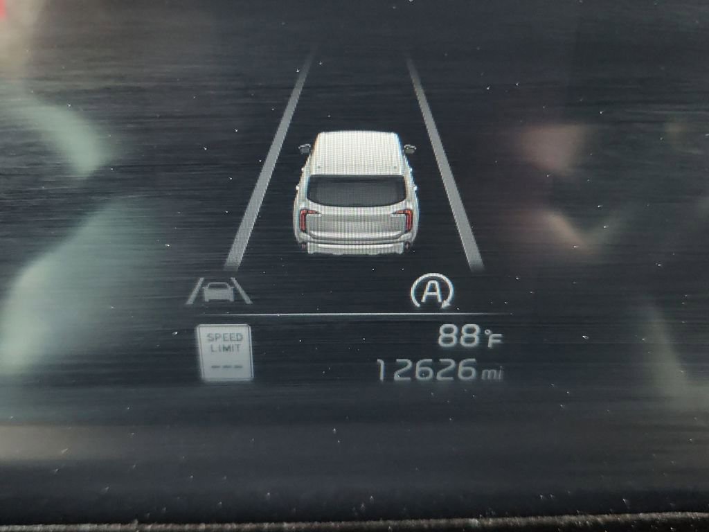 Used 2024 Kia Telluride S image 28