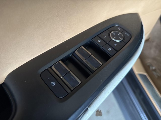 Certified 2026 Lexus RZ 350e RZ 350e w/ Convenience Package image 10