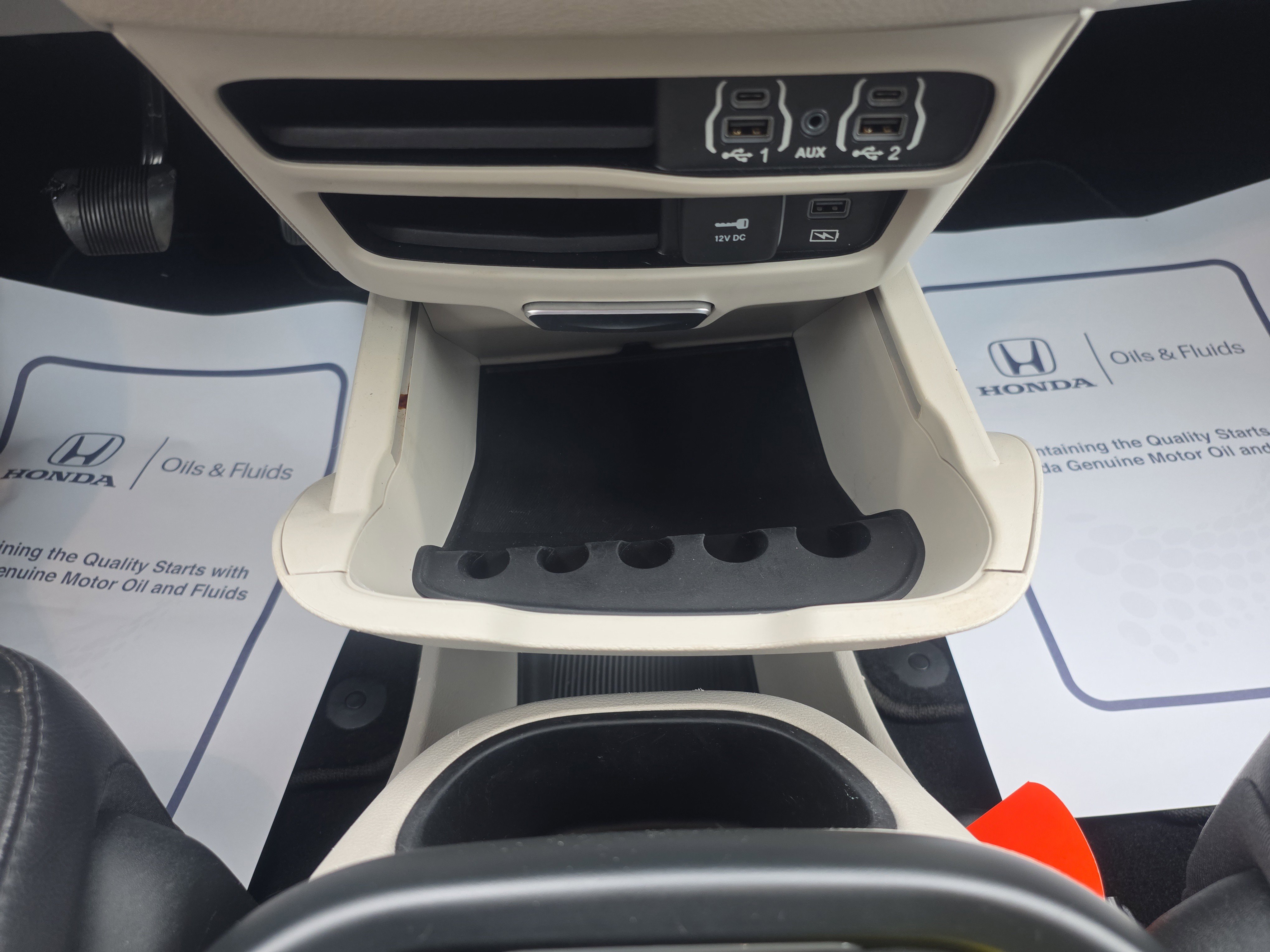 Used 2022 Chrysler Pacifica Touring-L image 27