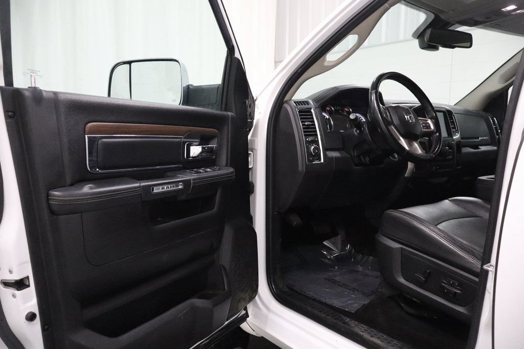 Used 2016 RAM 2500 Laramie AWD/4WD image 10