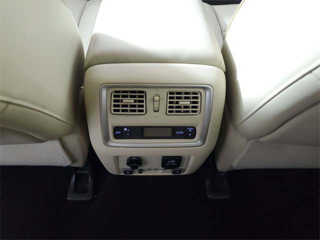 Used 2015 INFINITI QX60 FWD w/ Deluxe Touring Package image 14