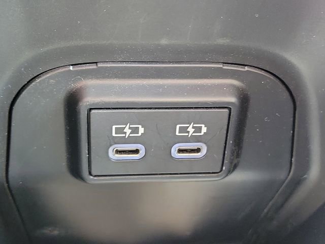 Used 2024 Toyota RAV4 LE AWD/4WD image 29