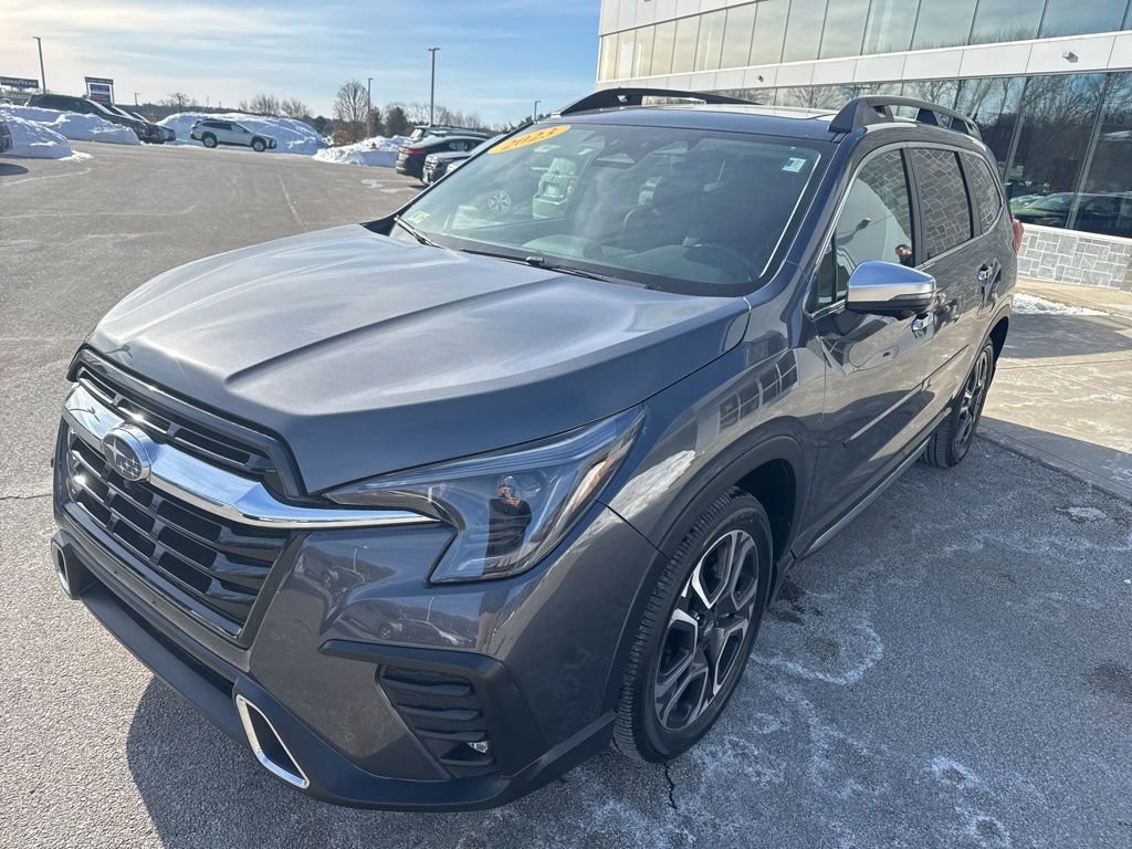 Used 2023 Subaru Ascent Touring image 5