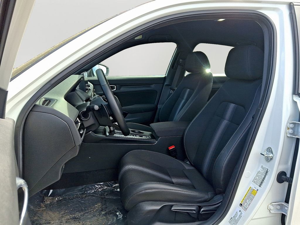 Used 2025 Honda Civic Sport image 13
