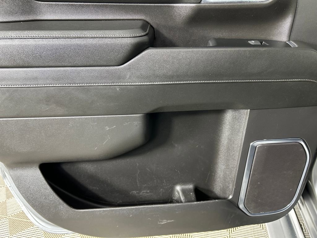 Used 2024 Chevrolet Silverado 3500 LT image 19