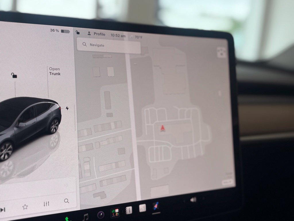 Used 2023 Tesla Model Y Long Range AWD/4WD image 28