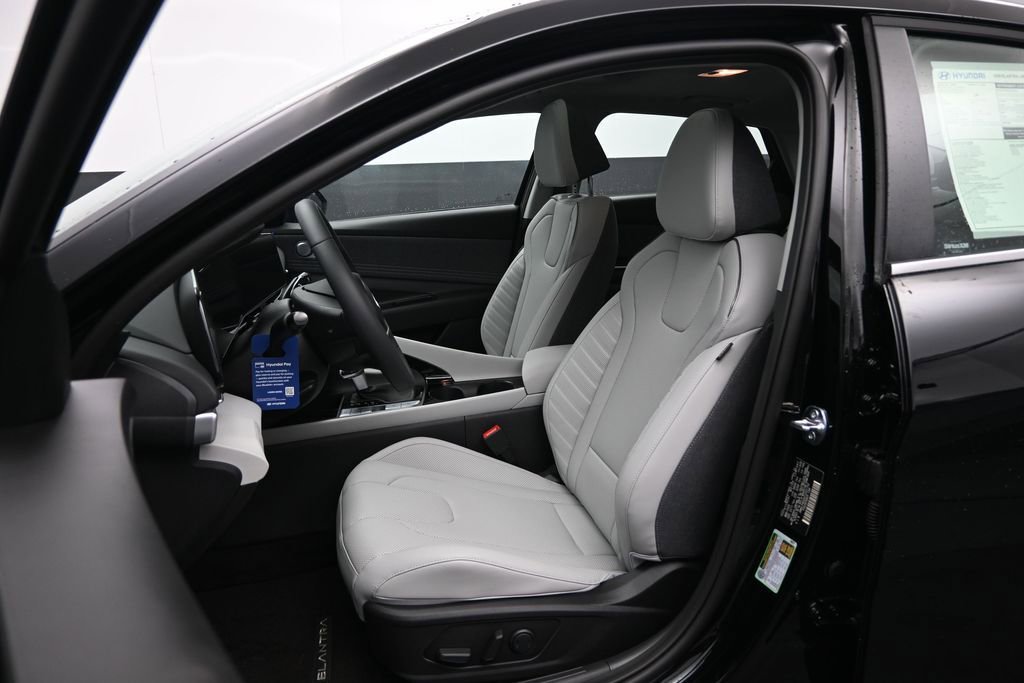 New 2026 Hyundai Elantra Limited FWD image 20