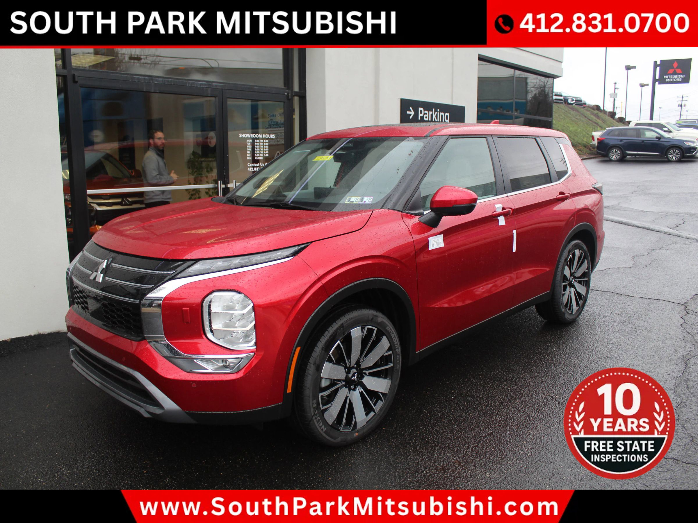 New 2025 Mitsubishi Outlander SE image 3