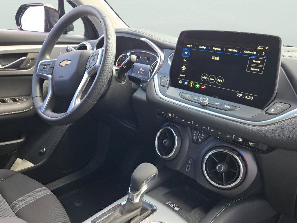 New 2026 Chevrolet Blazer LT w/ Convenience Package FWD image 8