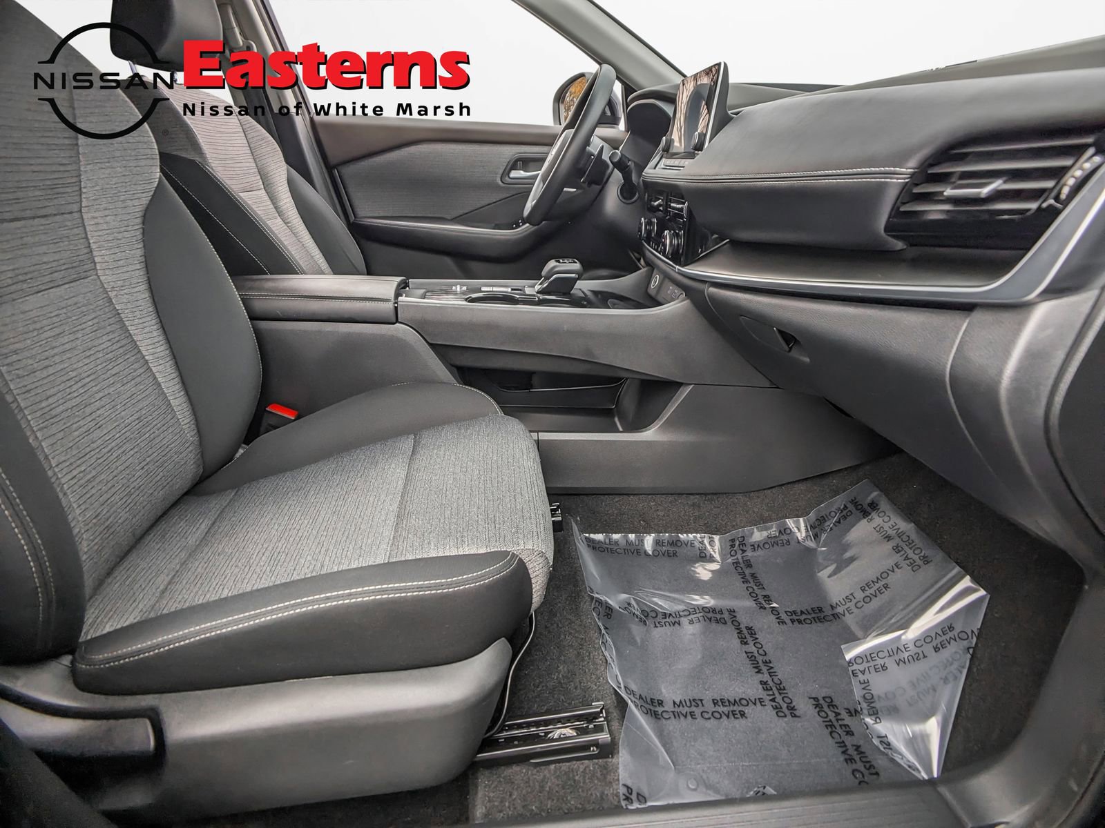 Used 2022 Nissan Rogue SV image 73