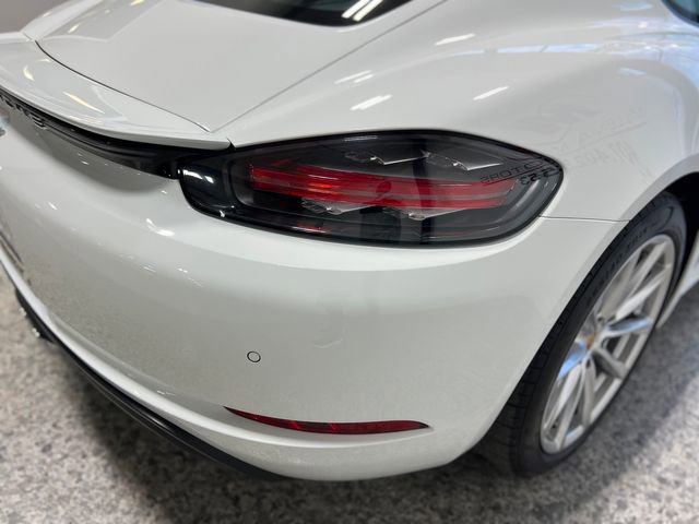 Used 2018 Porsche 718 Cayman Base w/ Light Design Package image 37