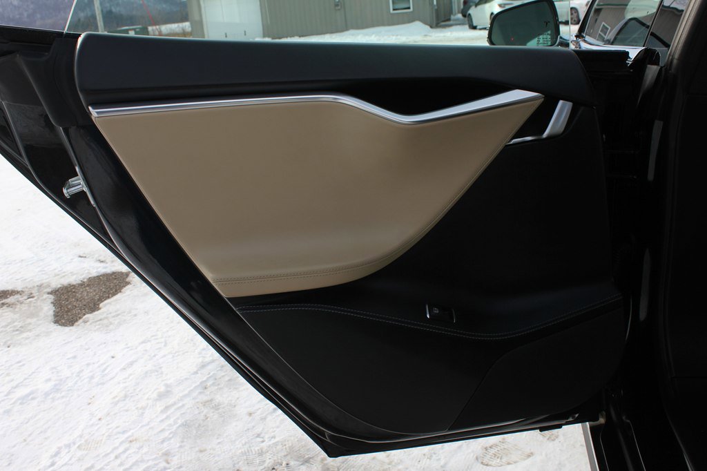 Used 2016 Tesla Model S P90D AWD/4WD image 31