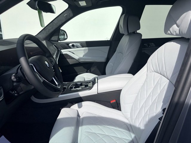New 2026 BMW X7 xDrive40i image 6