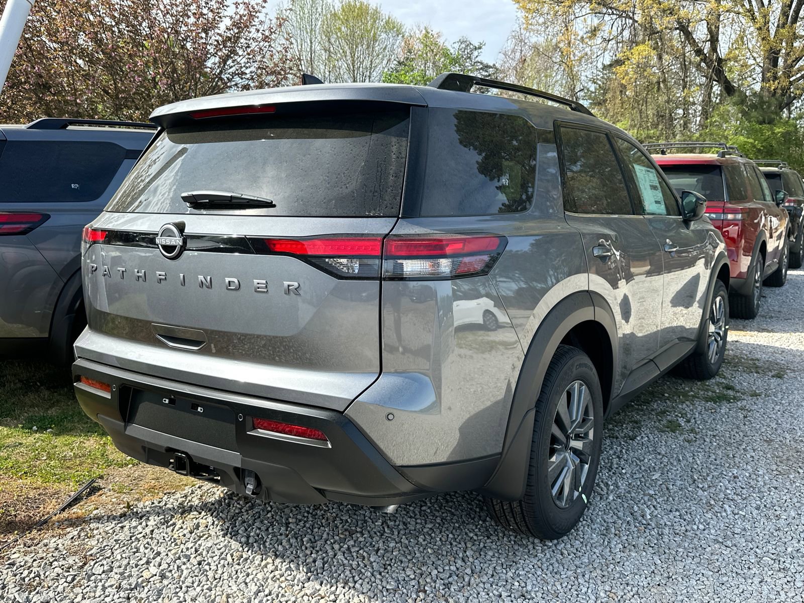 New 2026 Nissan Pathfinder SV w/ SV Premium Package image 5